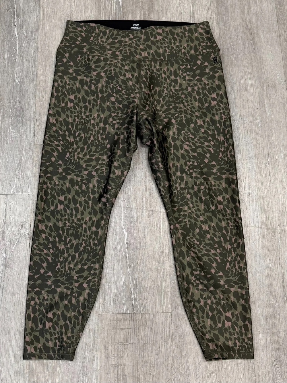 Good American Olive Green & Light Pink Leopard Print Leggings - Size 18/20
